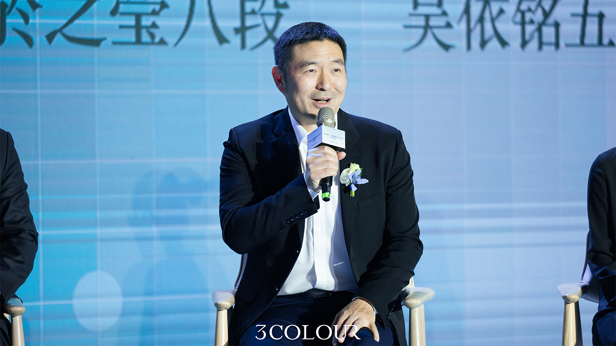 卓尚服飾丨齊聚王者之師，共尚凌云之志